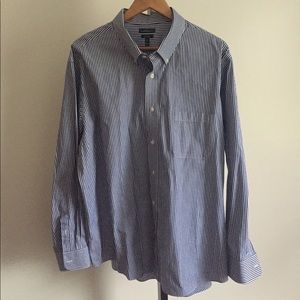 Men’s Xxl Button down shirt!